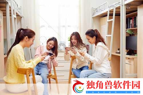 90后女大学生宿舍美照引热议-手游新宠儿等你来评！