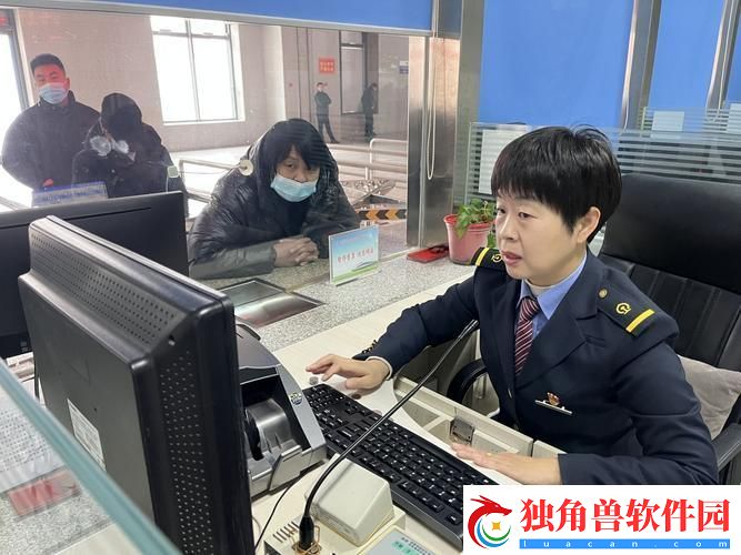 “小虾米”售票员的AI逆袭：坛惊现查票神操作