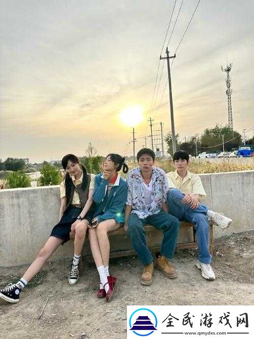 男生女生一起相嗟嗟嗟电视剧：青春成长记