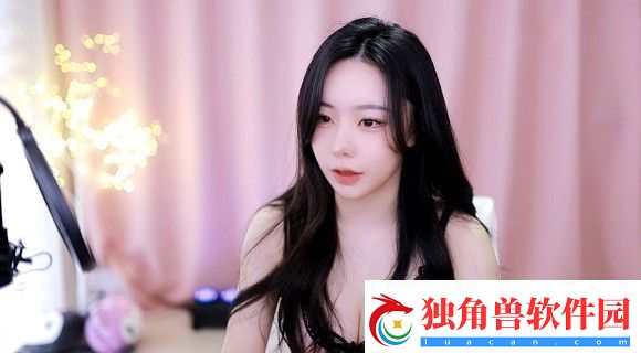 精品一二区免费软件全是美女-中国网友看完后直摇头
