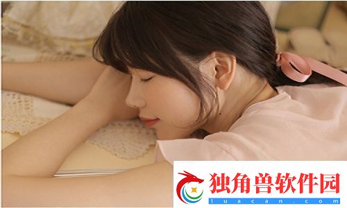 女方用嘴巴吃鸡后多久恢复：生理反应与健康注意事项-帮助女性在亲密关系中更好的保护自己