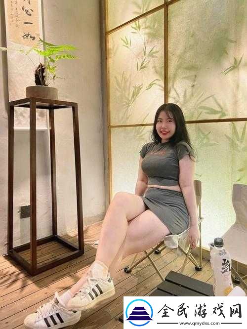 嫩模-BBw-激情搡搡不停歇