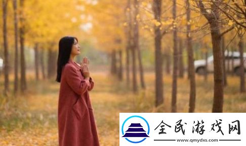 h2发现时尚新宠儿：YSL蜜桃色8Pocc将引领2023年度流行色彩潮流h2