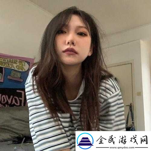 WE-带嘟噜嘟噜嘟噜啊耶啊耶里的女主播颜值超高-真的绝了