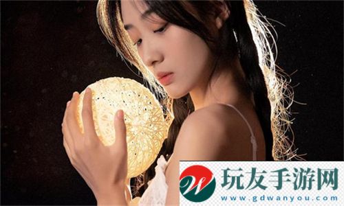 赵丽雅正搭公交车准备回家，心中默念着明天的计划与期待！！