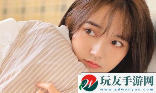 父亲有力挺送女儿的花园震撼婚礼现场：倾注深情创造梦幻婚礼奇迹