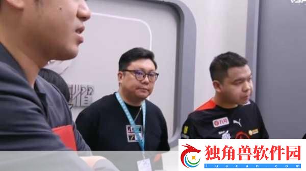 余文乐跨界电竞圈-疯狂电竞俱乐部震撼启航！