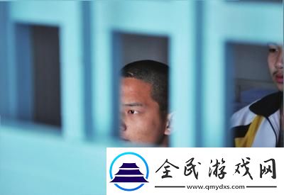 "冷酷少年-严师激情点燃科技花火"