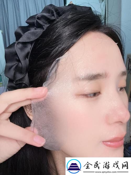 双层面膜潮背后-自嘲式幽默下的科技圈闹剧