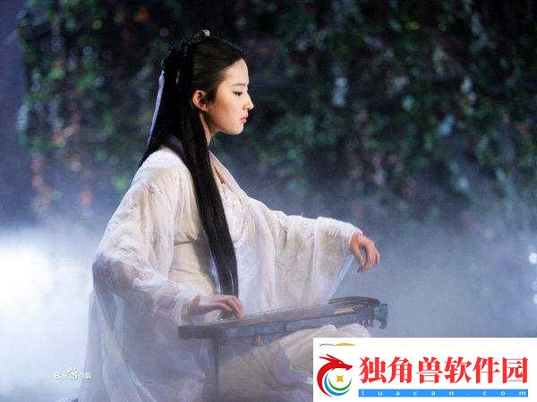 小龙女只感觉那只巨大的火龙枪：神秘力量的震撼
