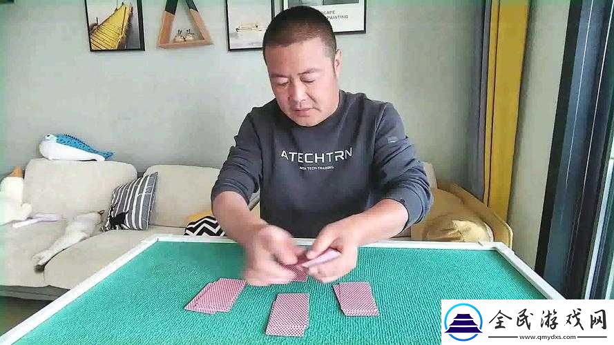 火拼双扣打牌技巧攻略：策略解析实战技巧与提高胜率的关键步骤解析