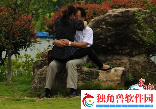 老顽童公园秀飞镖绝技-创新科技引爆笑点！