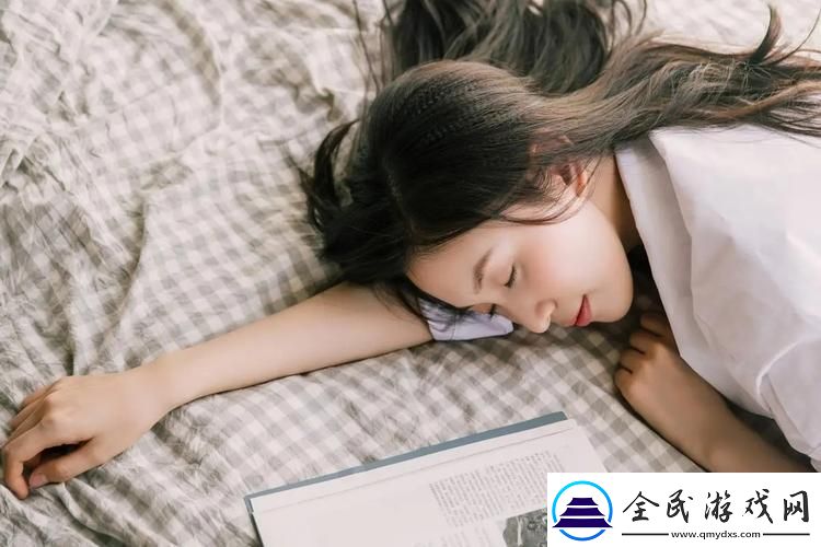 兰姨捂着嘴怕发出声音吵到-友：这是一种什么样的默契