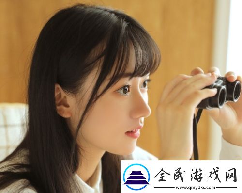 几个装修工人把我压在茶几太离谱网友：画面感笑疯了！