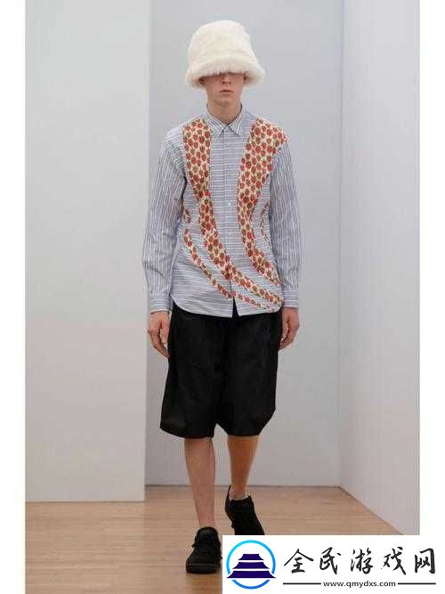 日本-Comme-des-Garcons-上线备受关注