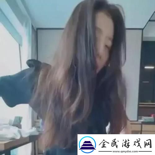 科技界“窗”事件：张律渝与吕总的落地窗网民热议背后的疯狂