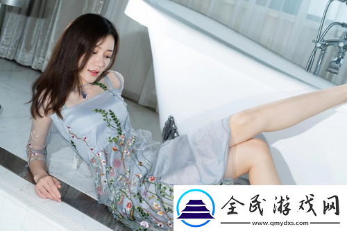二人世界高清视频播放：浪漫二人时光不容错过，唯美画质带来极致亲密体验！