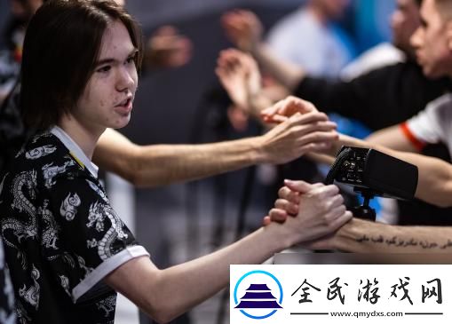 17岁俄国毛孩-CSGO界的狂澜巨兽：讽刺背后谁在突破极限
