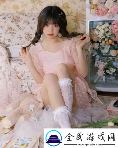 吉尼斯纪录刷新：女方用嘴巴吃鸡的速度，挑战美食速度新高度！