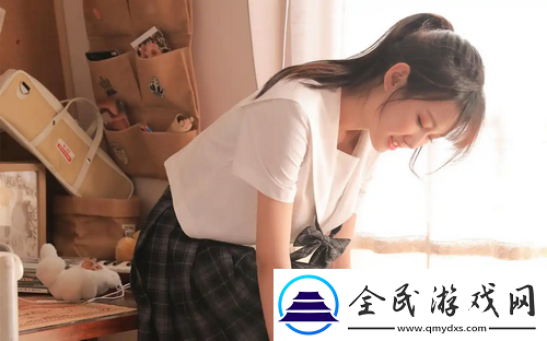 草莓香蕉榴莲丝瓜18岁可以吃吗，网友：健康营养的食用指南，搭配合理助力身体发育！