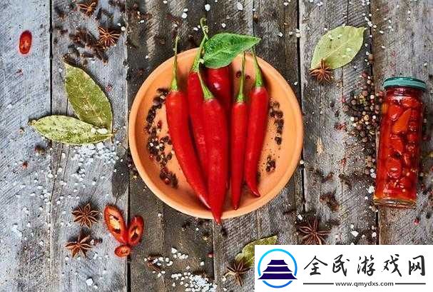 成品大香伊煮和小辣椒的烹饪及调味用途