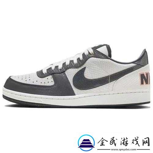 成品站nike潮流运动装备首选