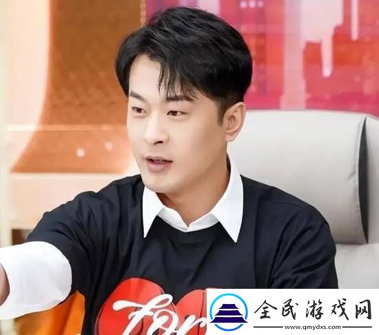 辛巴自曝每次捐款都哭捐1亿哭1晚上