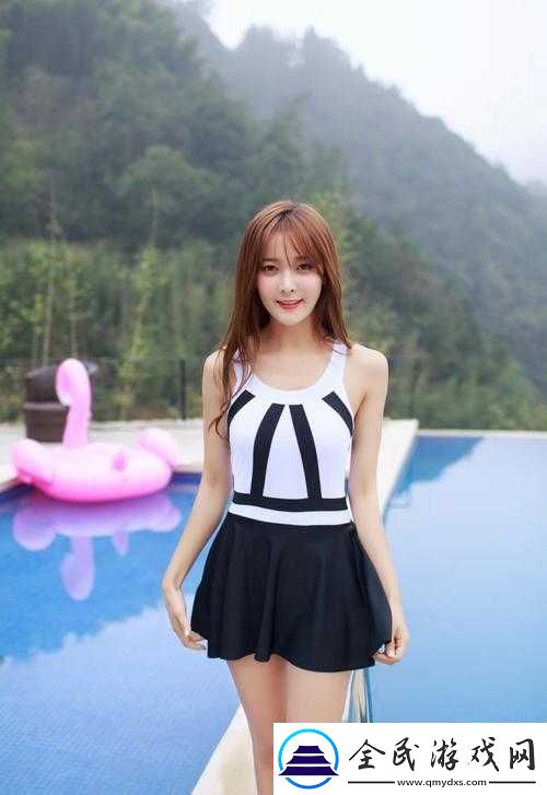 女式开襟游泳衣免费：惊喜大放送