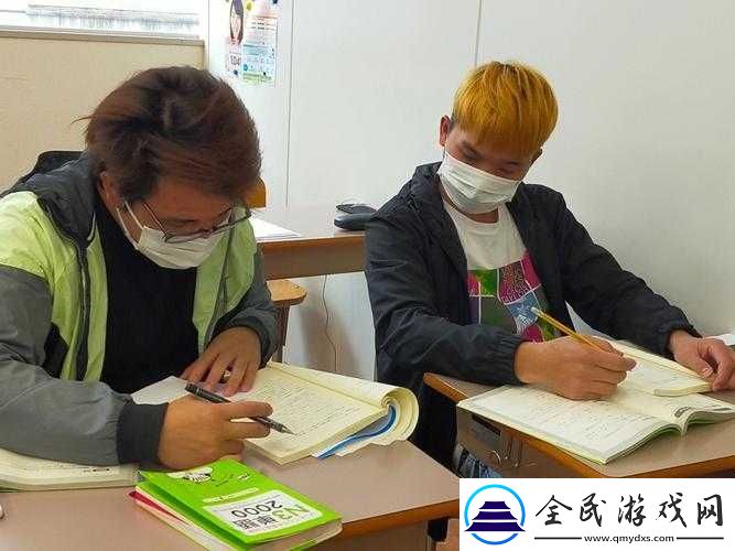 日本大学三年级学生的学习与生活