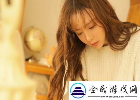 老人船上弄雨荷第13集介绍：悬念丛生人物关系复杂令人回味！